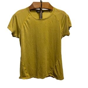 THE NORTH FACE ~ Women’s Athletic Yellow Short Sleeve Base Layer